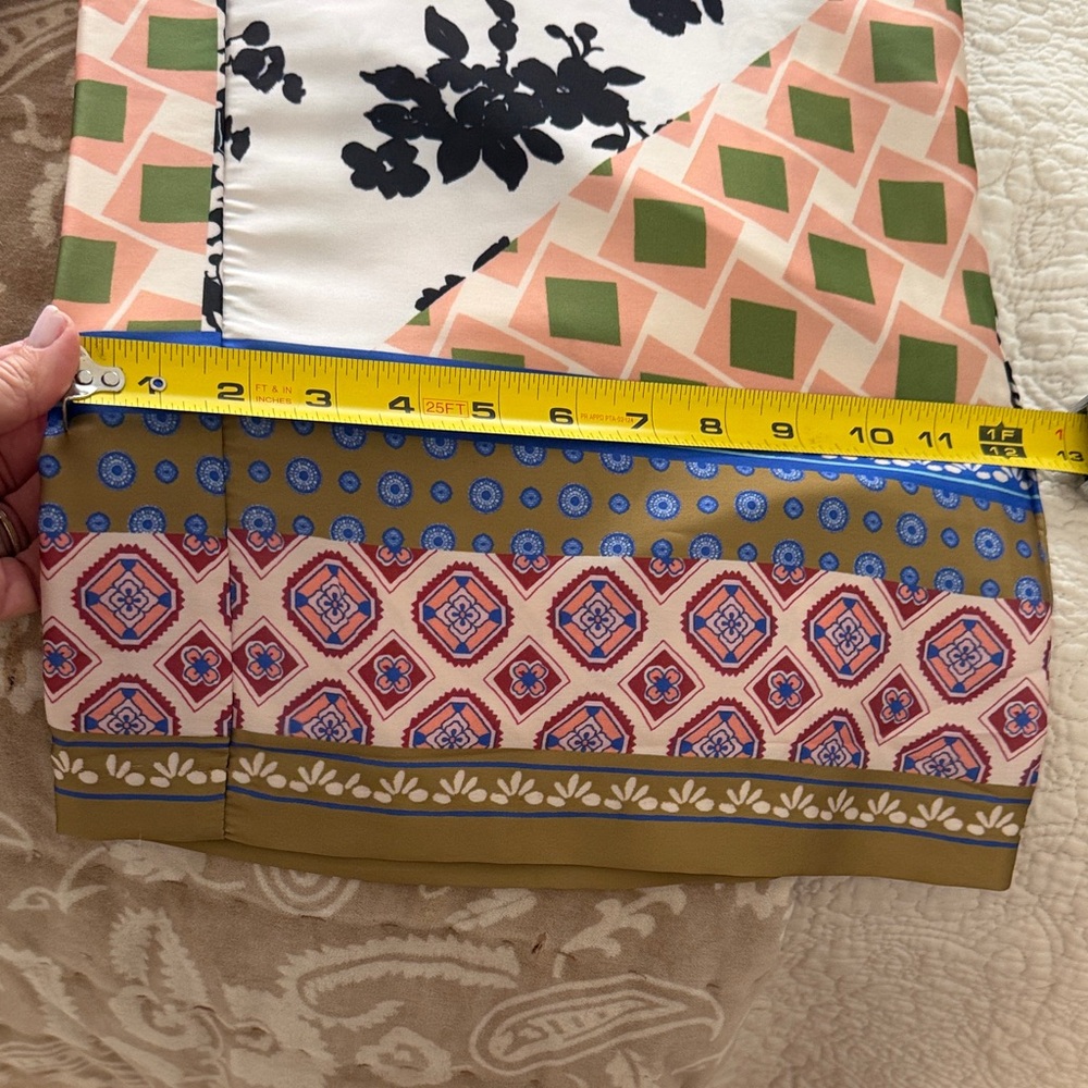 Patterned Silk-Feel Patchwork Maxi Skirt in Multicolor w elastic back waist band - Picture 6 of 6